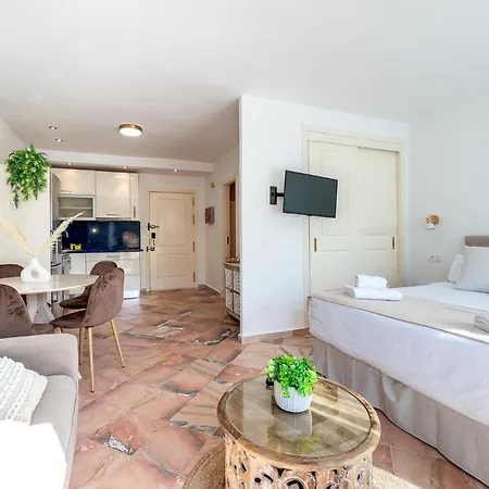 Oleholidays 217 Romana Playa Junto Al Mar Apartament Marbella