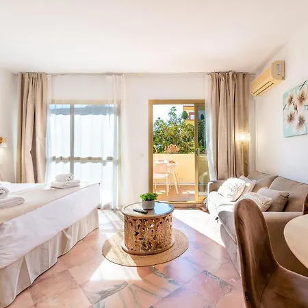 アパート Oleholidays 217 Romana Playa Junto Al Mar マルベーリャ